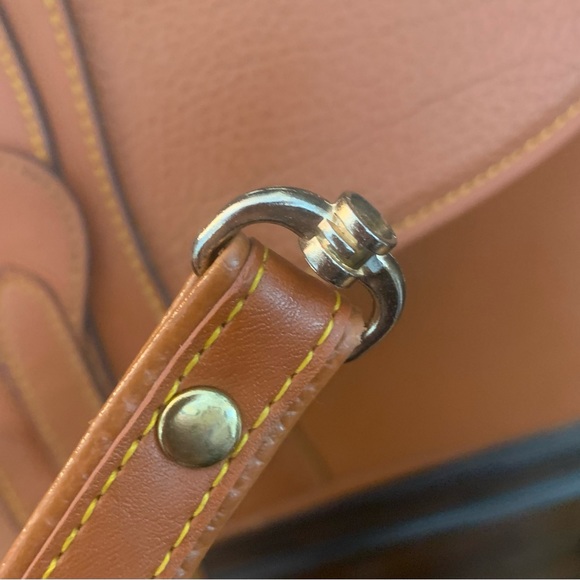 COPY - Dooney and Burke messenger bag/ crossbody/ laptop. Pebble leather. - Picture 6 of 8